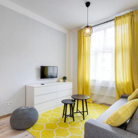 Rozsa Apartments Boedapest Buitenkant foto