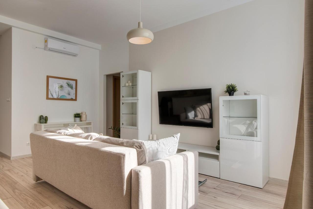 Rozsa Apartments Boedapest Buitenkant foto