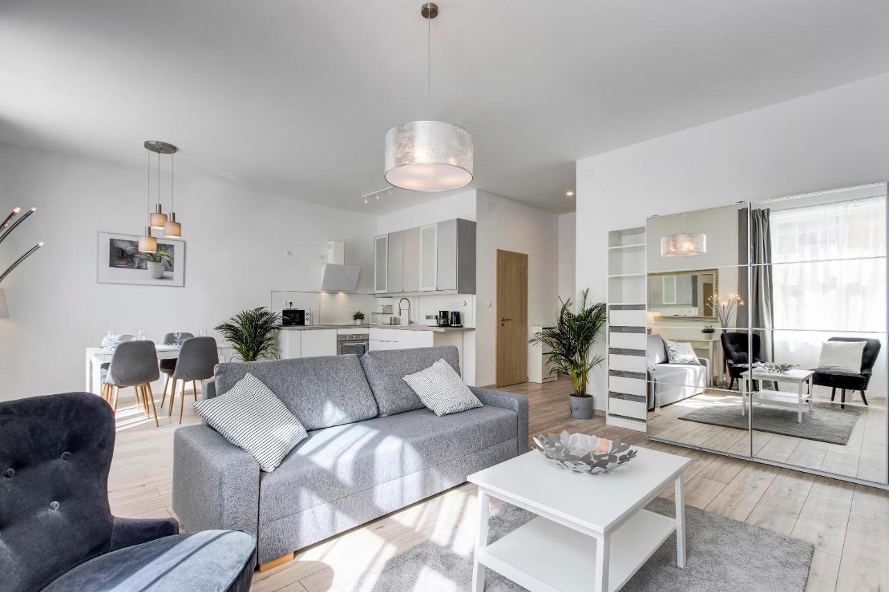 Rozsa Apartments Boedapest Buitenkant foto